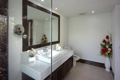 Casuarina Shores