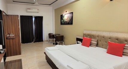 Hotel Om Inn Room Type - Executive Room
