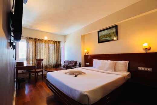 Hotel JC Grand