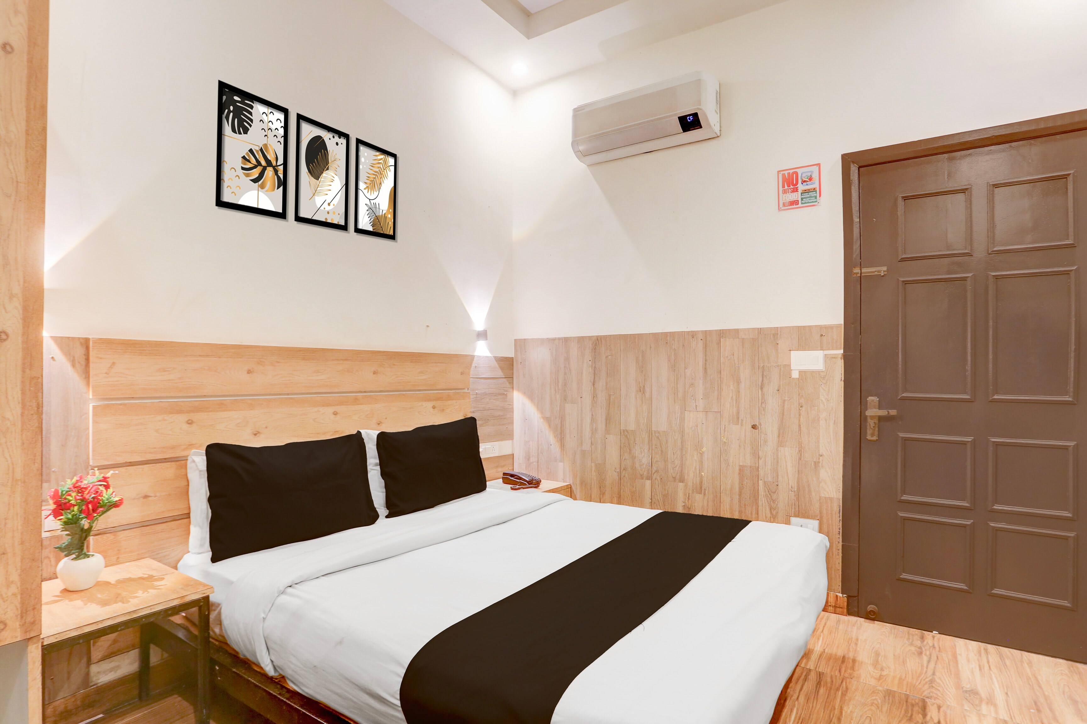 Townhouse Jagatpura Downtown Formerly Hotel Buddhi - Tap to explore photos