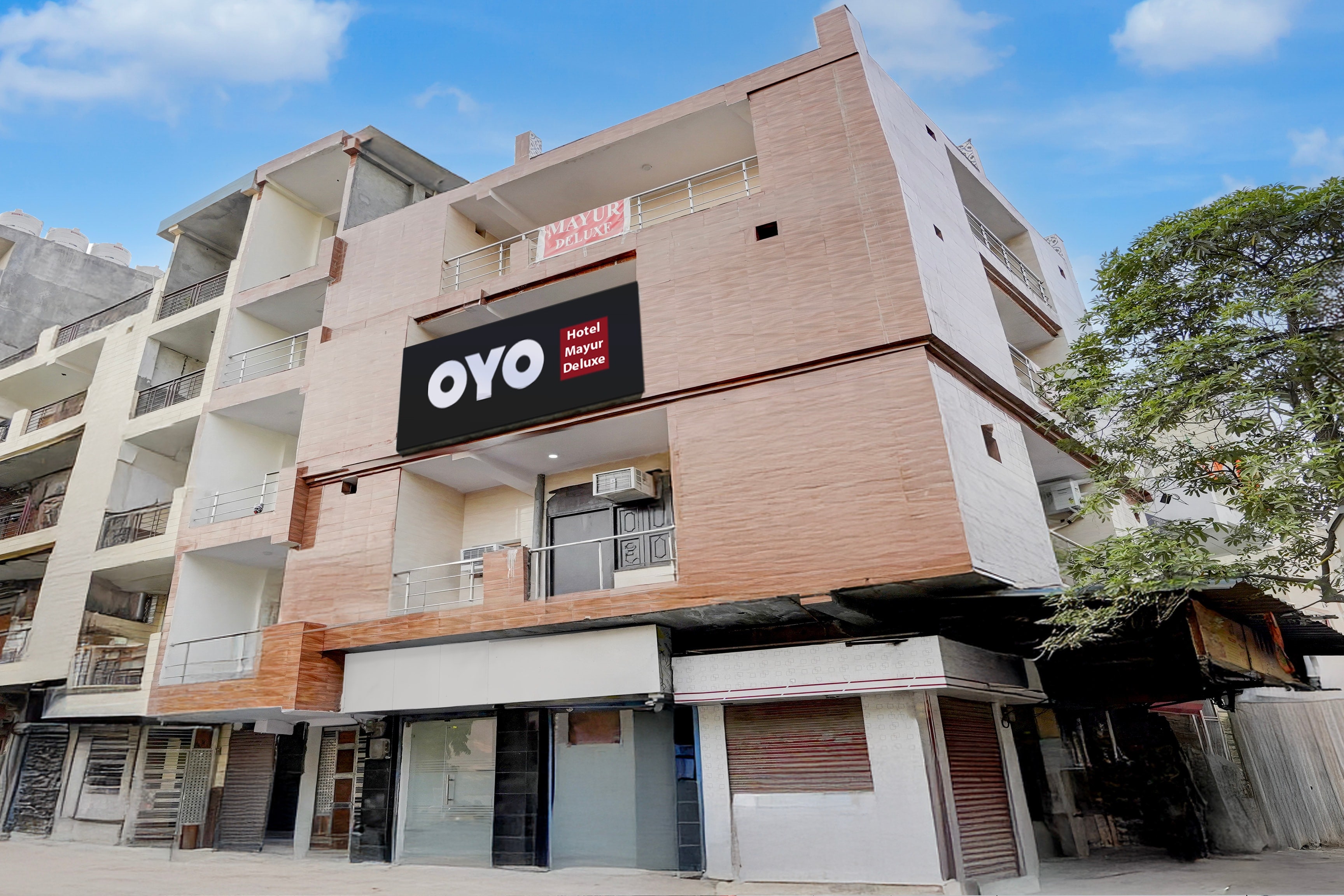 Hotel O Mayur Deluxe - Tap to explore photos