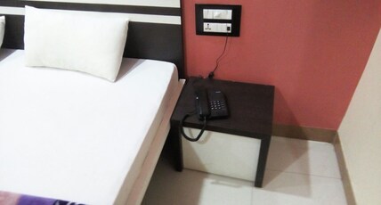 Gokul palace, Bhinmal Room Type - DELUXE A/C ROOM