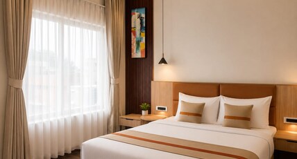 Hiive by Convivial Hotels @Telibandha Raipur Room Type - DELUXE ROOM Hiive by Convivial Hotels @Telibandha Raipur Room Type - DELUXE ROOM