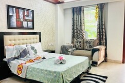 BluO Cozy Studio with Balcony - Green Park and HKV