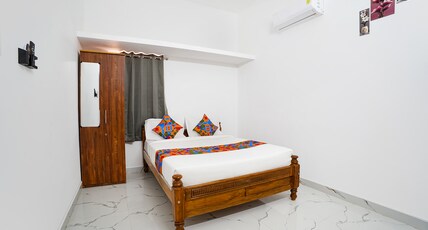 FabHotel Nimalan Residency I Room Type - Deluxe Room