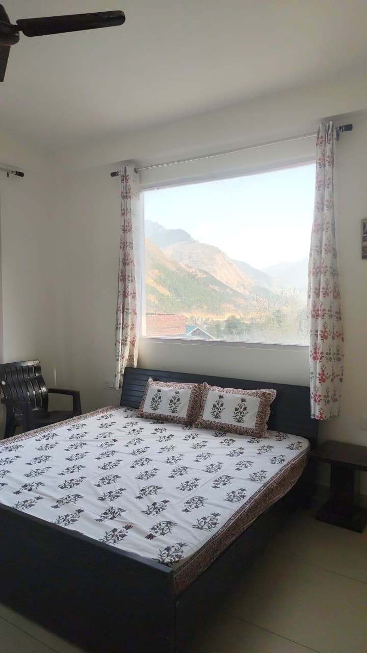 Red Brick Homestay - Tap to explore photos