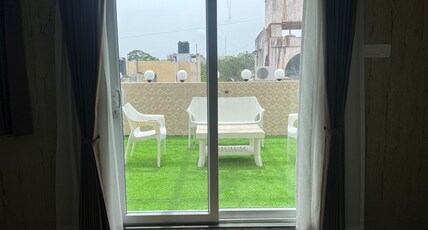 ESAKKI EMPIRE Room Type - PENTHOUSE