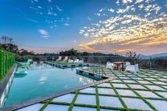 Hotel White House Munnar | Luxury Resort