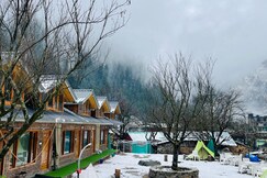 The Five Dimensions Resort|Riverside Rooms