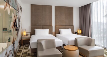 Crowne Plaza Changi Airport Room Type - 2 Single Standard High Floor