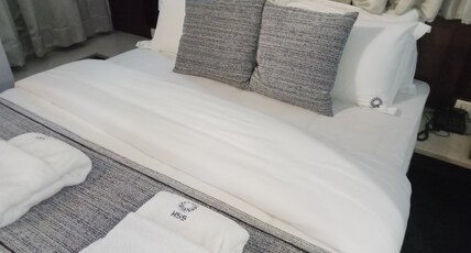 Hotel Sai Saya - Indiranagar,Nashik Room Type - Club Room