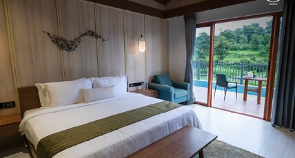 Celebration Land by Miros Room Type - Hill View Cottage