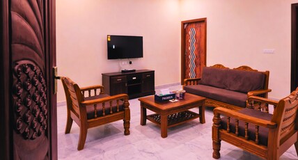 Arunsha Residency Tiruvannamalai Room Type - Deluxe Double Room Arunsha Residency Tiruvannamalai Room Type - Deluxe Double Room