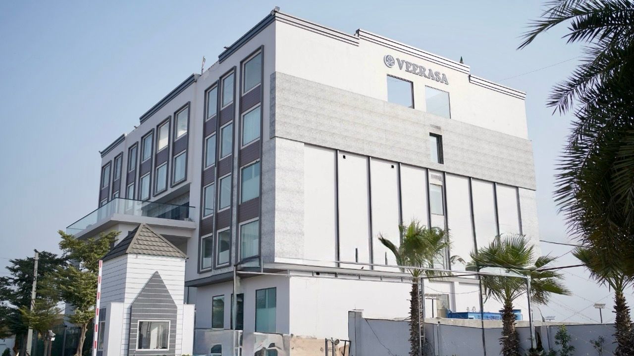 VEERASA HOTEL - Tap to explore photos