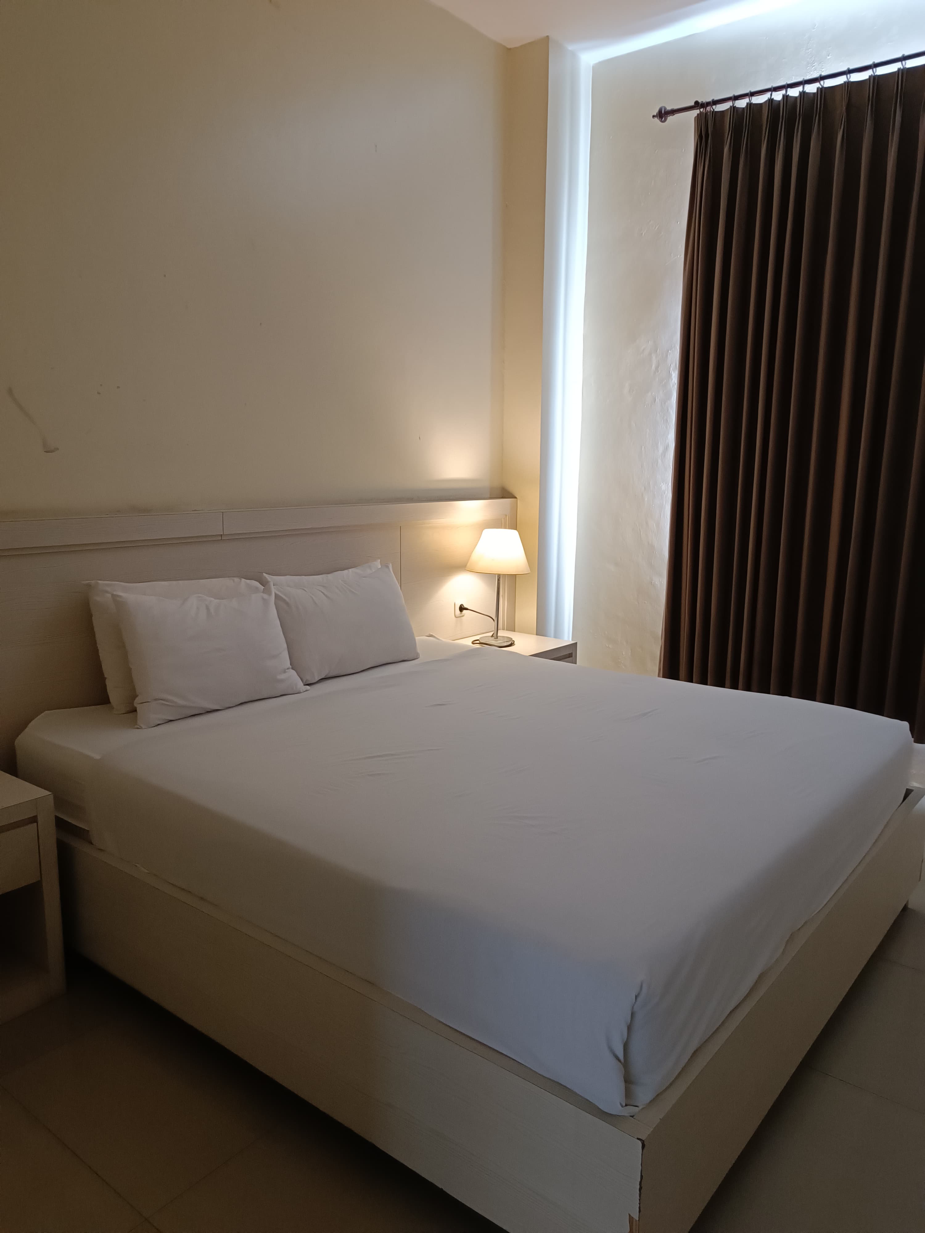 Miracle Hotel Manado - Tap to explore photos
