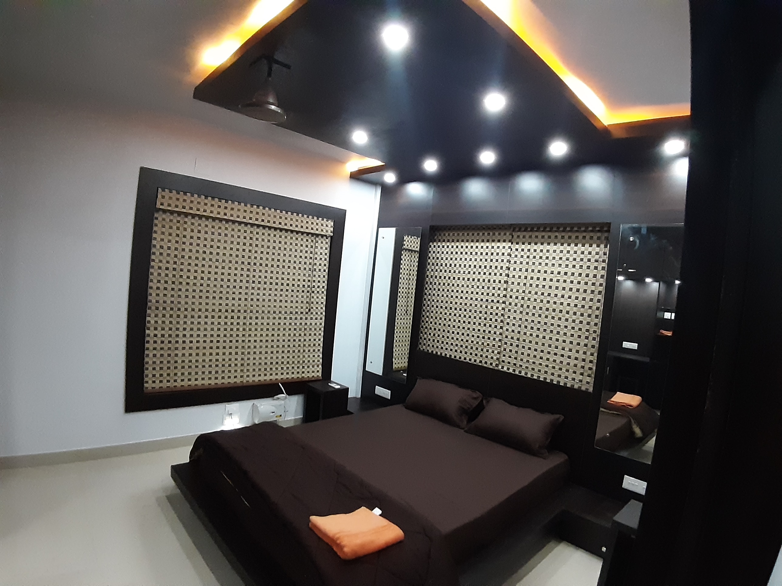 La Platina Premium Suites, Near Sea Beach. - Tap to explore photos