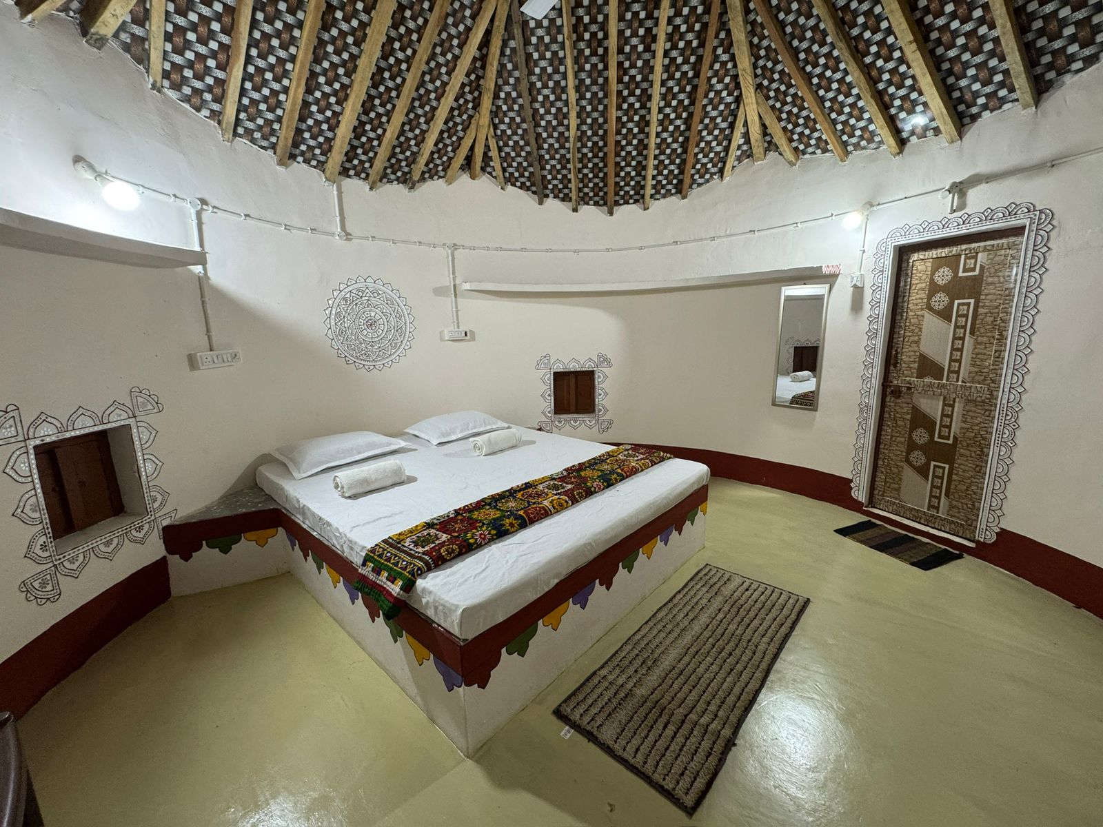 Rann Sanji Stay - Tap to explore photos