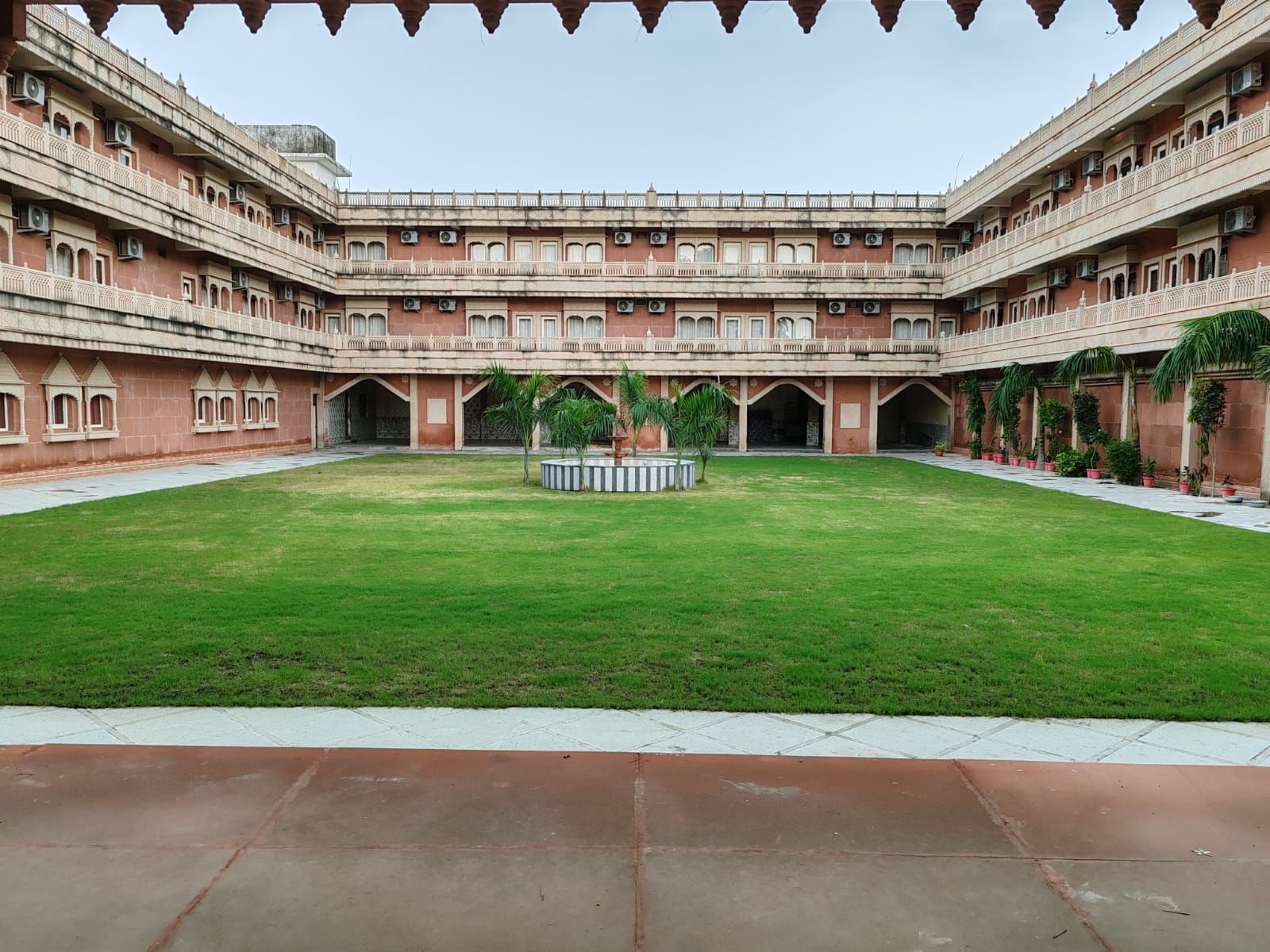 HOTEL RAJWADA PALACE - Tap to explore photos