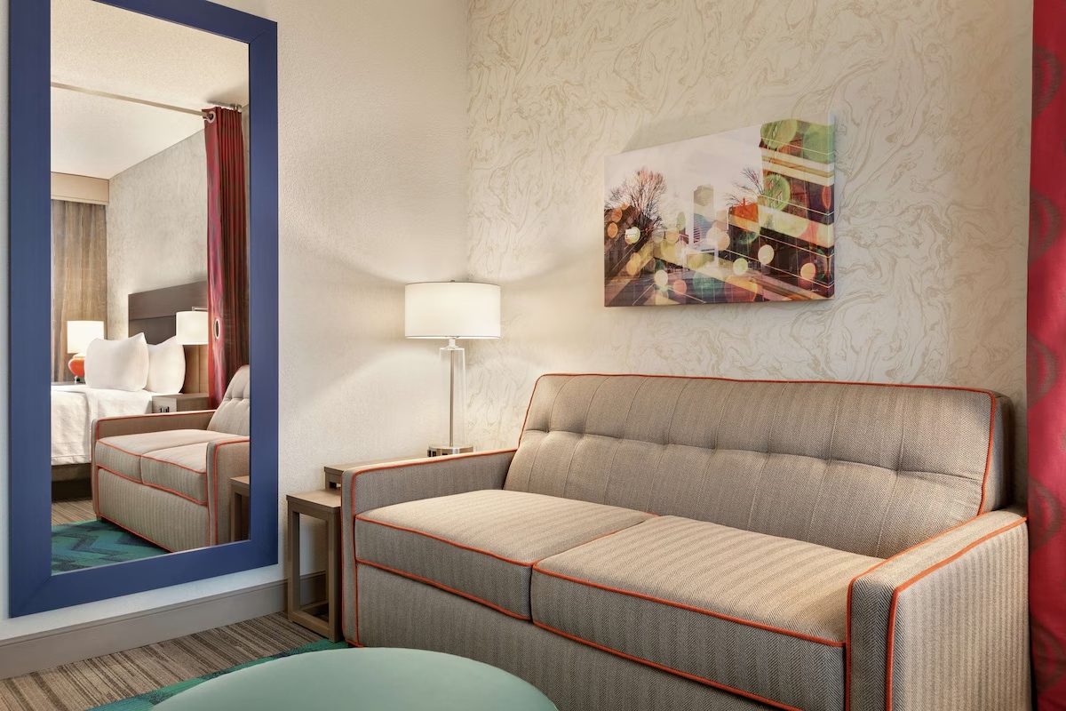 Home2 Suites by Hilton Chicago River North - Tap to explore photos