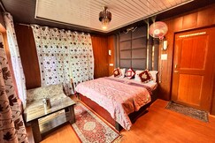 Dream River Pahalgam