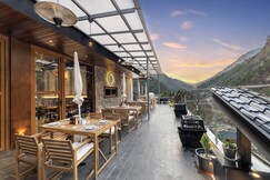 Echor Noah Villa Tirthan Valley, Banjar