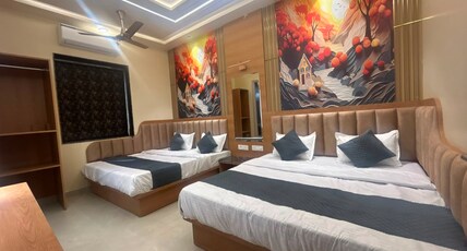 Jasneet Home Stay(300M From Golden Temple) Room Type - Deluxe Four Bed Family Suite