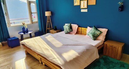 Blue Hills BnB McleodGanj Room Type - Room with mountain view and Balcony 1