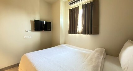 Hotel Miralite Room Type - Queen Room