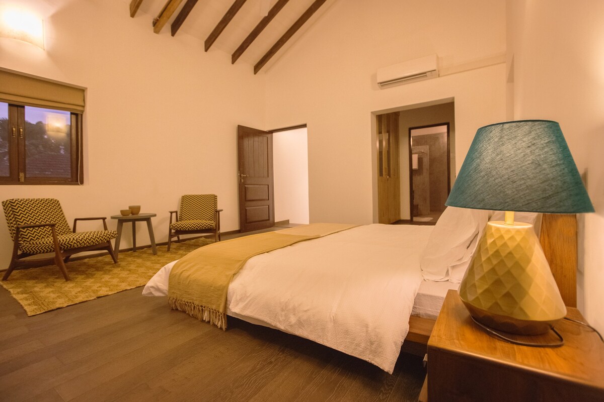 Hireavilla | Salt - 4BHK with Private Heated Pool in Siolim - Tap to explore photos