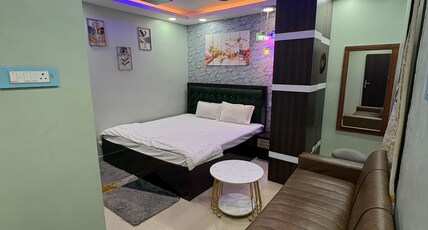 Taj Guest House & Lodging Room Type - Double Bed AC