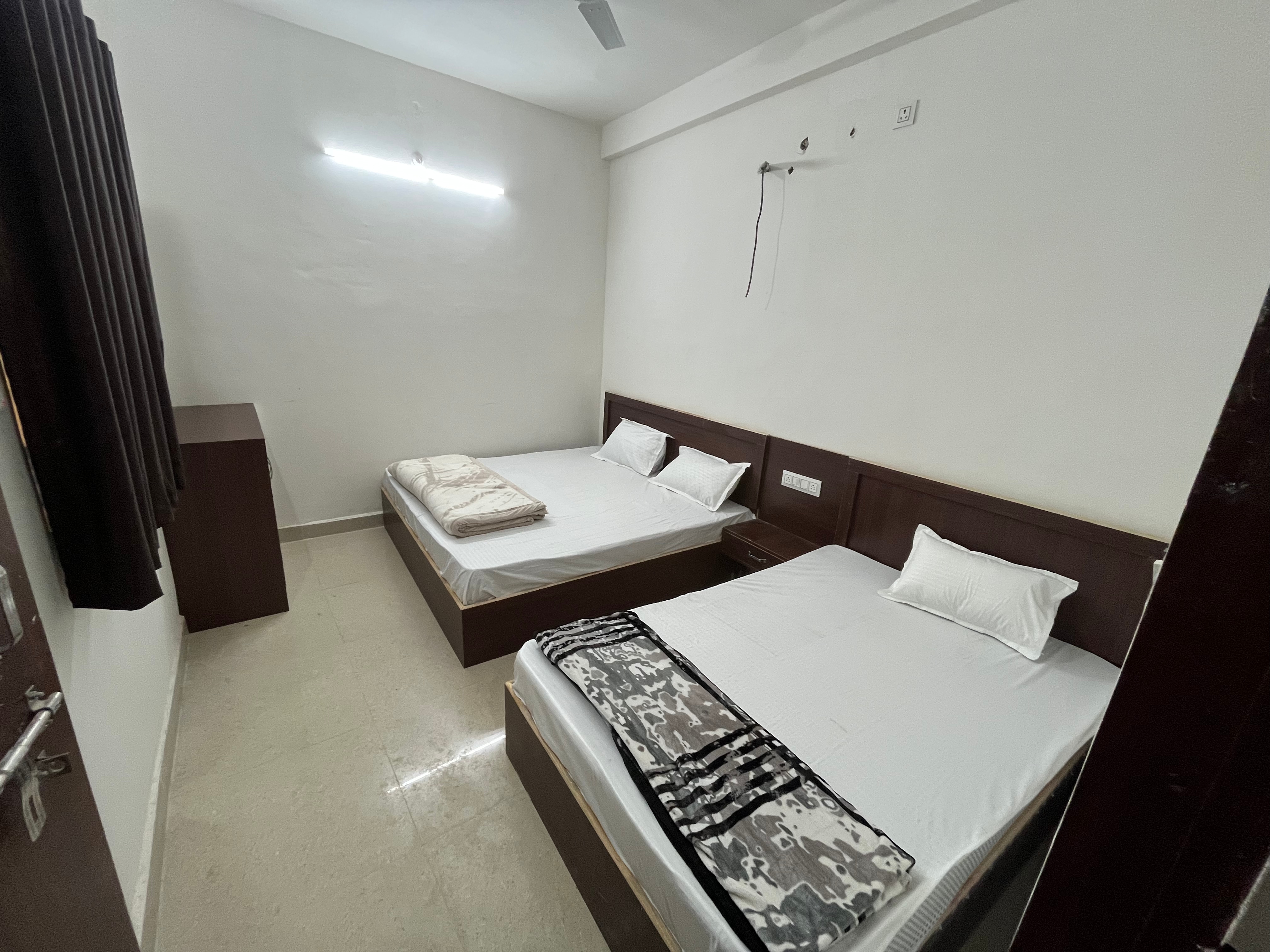 Hotel Dayalu Palace - Tap to explore photos
