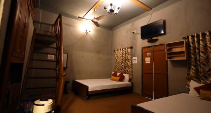 Bawali Farm House Room Type - Mud House - Hridi / Anuvab