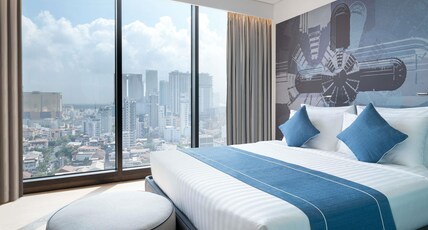 Novotel Phnom Penh BKK 1 Room Type - Executive Suite with 1 Kingsize Bed, River View