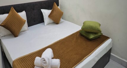 Hotel Vishnu Palace Room Type - Double Room