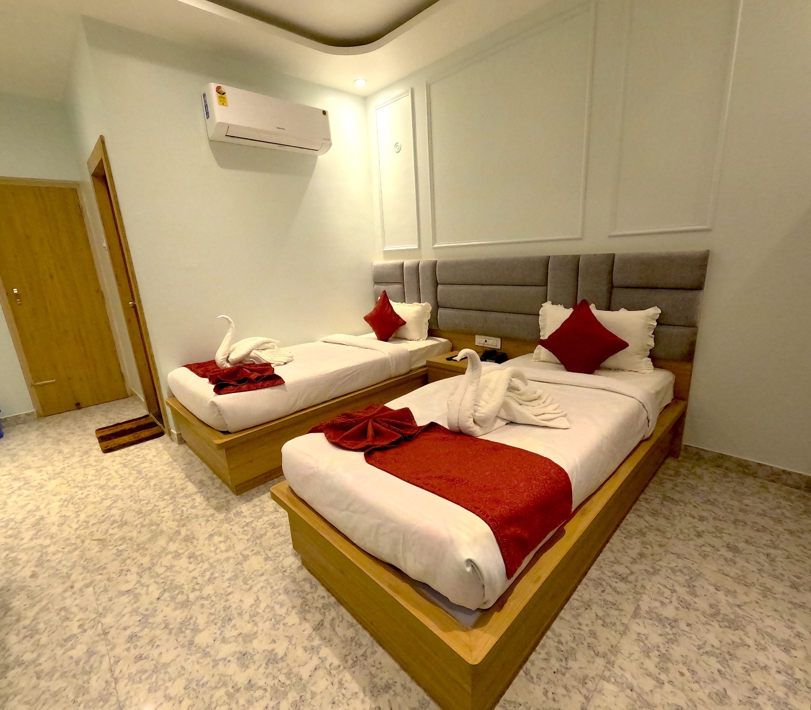 HOTEL RUDRA RESIDENCY PATNA - Tap to explore photos