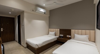 The Living Hub ( Business Hotel ) Room Type - Twin Bed AC Room