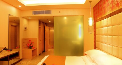 The Metropolitan Hotel and Spa Room Type - Deluxe Room with Buffet Breakfast