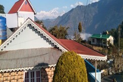 Mountain View Home Stay by StayApart