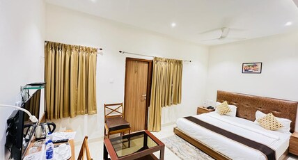 T.M INN Room Type - Deluxe