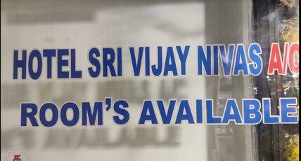 hotel sri vijaynivas Room Type - Deluxe Room