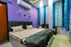 Pinaki Homestay (Flats)