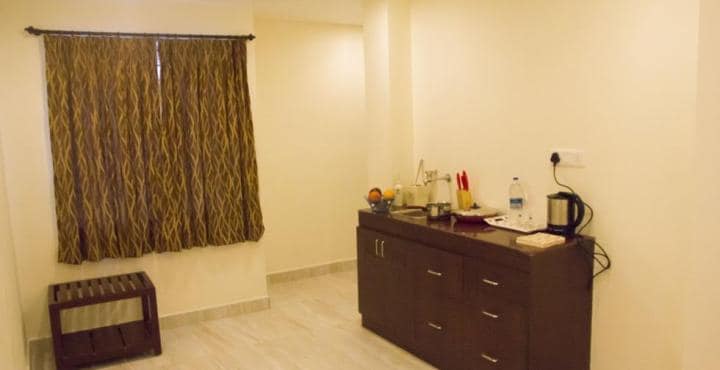Cloud Nine Serviced Apartments - Tap to explore photos