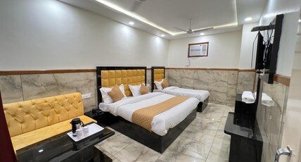 The Singh Axis Room Type - Triple Room