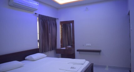 Maruthamalai Andavar Residency Room Type - the luxurious family room