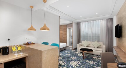 Holiday Inn Gurugram Sector 90 By IHG Room Type - 1 Bedroom Suite Kitchenette