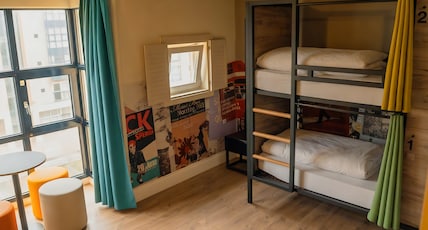 a&o London Docklands Riverside Room Type - Quadruple Room a&o London Docklands Riverside Room Type - Quadruple Room