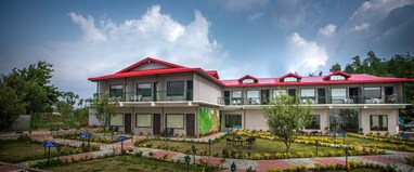Vue Magique Resort Near ITC Hotel CHAIL.