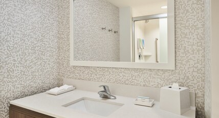 Home2 Suites by Hilton Palm Bay I 95 Room Type - 2 QN BEDS STUDIO NONSMOK