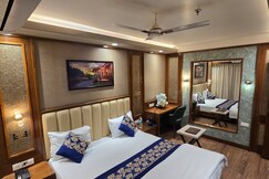 hotel inder paradise