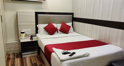Hotel Happy land- Dadar Room Type - Maikoa Deluxe